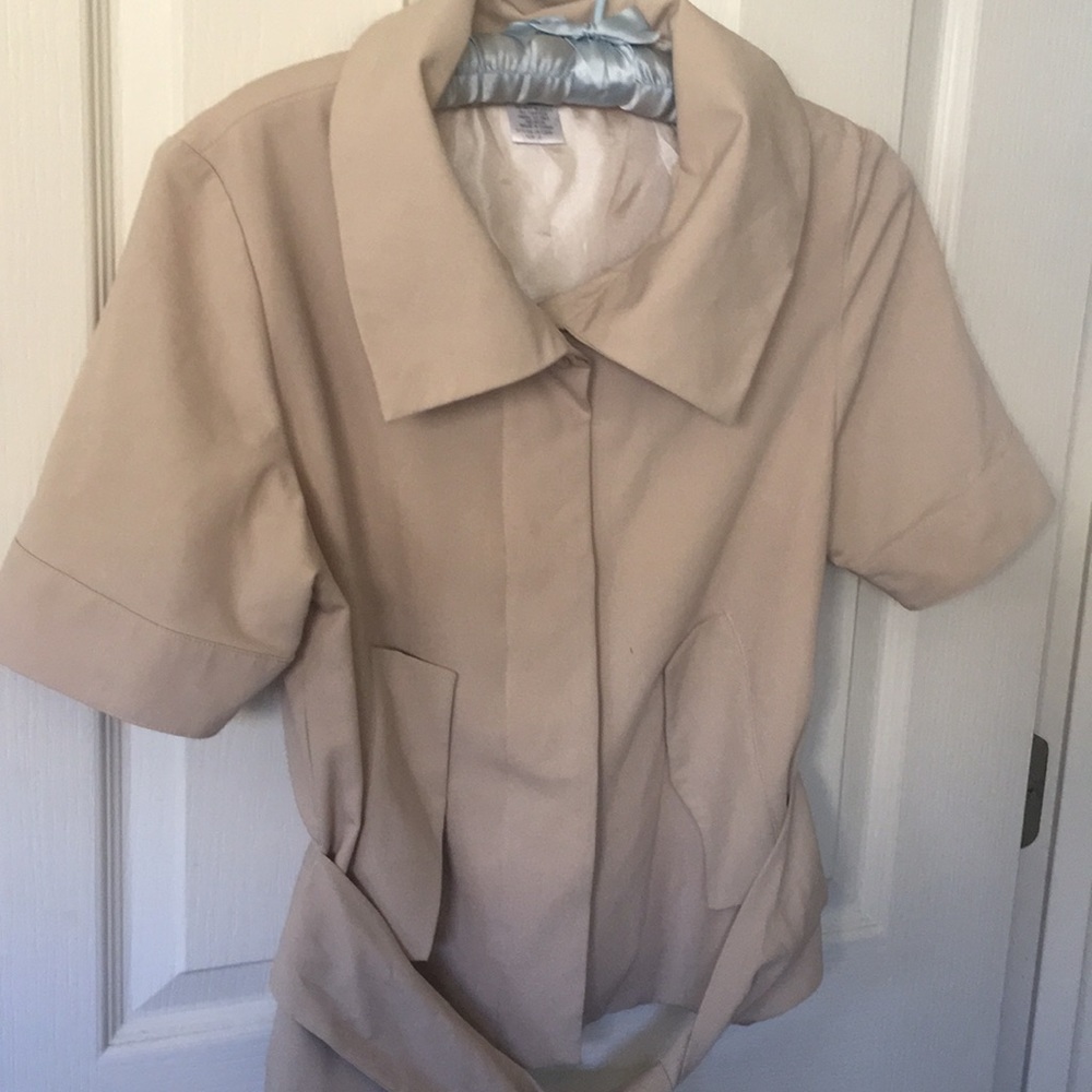 Jackets - Picture 2 of 6